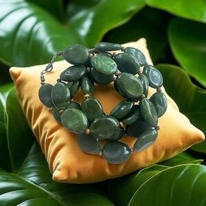 Vintage Inspired Dark Green Beaded Long Necklace 37" Very Good Condition